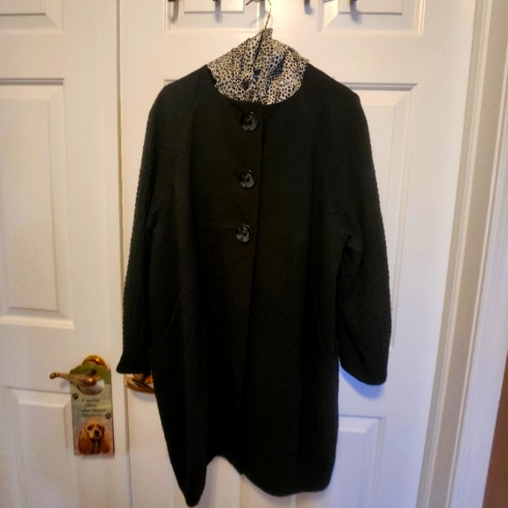 🖤COAT WEATHER!!CLASSIC WELL MADE COAT🖤CHARLES GRAY